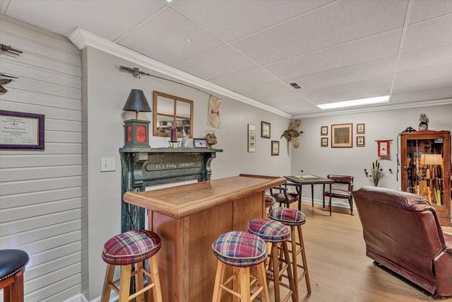 400 W Beaver Dam CT, Goodview, VA 24095