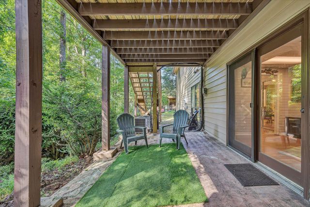 400 W Beaver Dam CT, Goodview, VA 24095