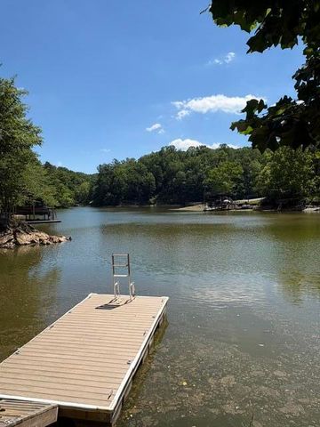 400 W Beaver Dam CT, Goodview, VA 24095