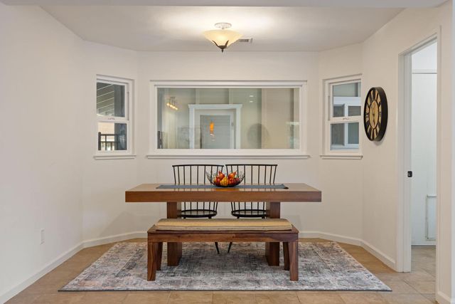 627 Marina Cir, Davis, CA 95616