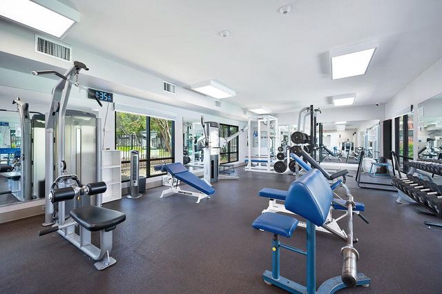 627 Marina Cir, Davis, CA 95616