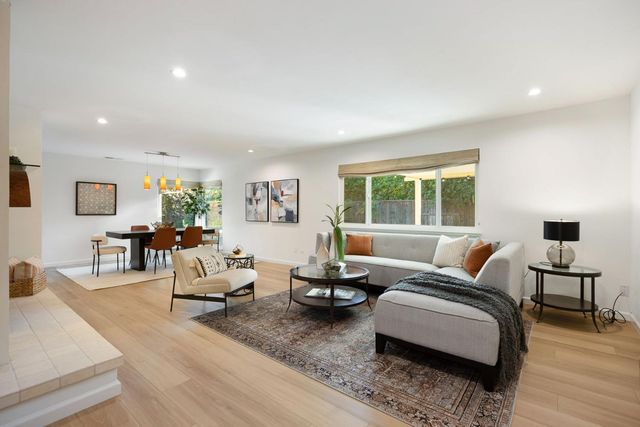 627 Marina Cir, Davis, CA 95616