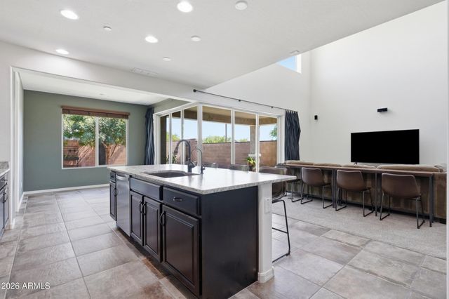 9710 E TUMBLEWEED Avenue, Mesa, AZ 85212