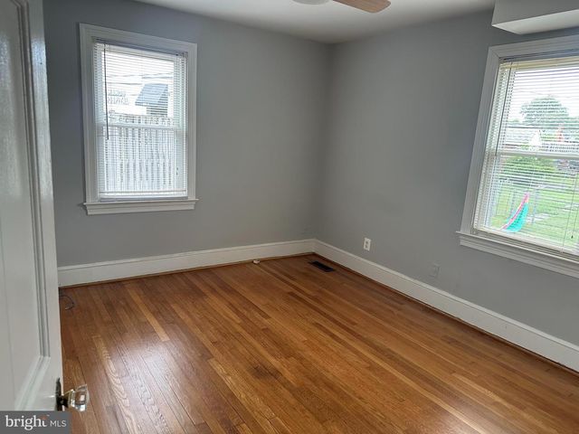 2600 FRANKLIN RD, Arlington, VA 22201