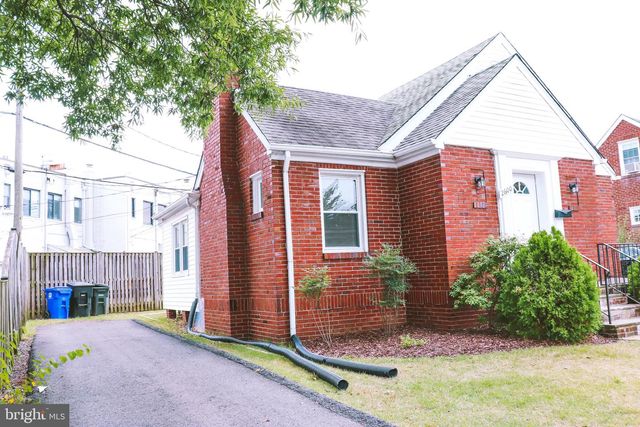 2600 FRANKLIN RD, Arlington, VA 22201