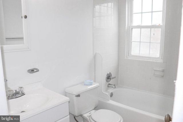 2600 FRANKLIN RD, Arlington, VA 22201