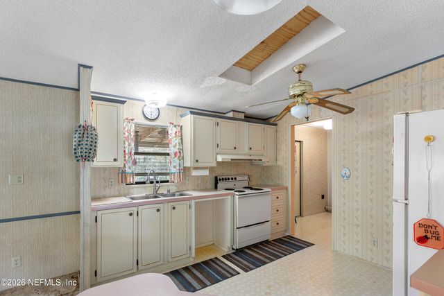 6950 DEER SPRINGS Road, Keystone Heights, FL 32656