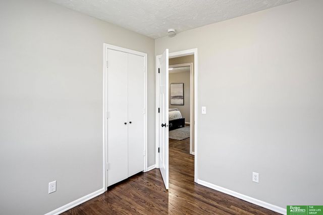 1406 Betz Road, Bellevue, NE 68005
