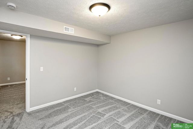 1406 Betz Road, Bellevue, NE 68005