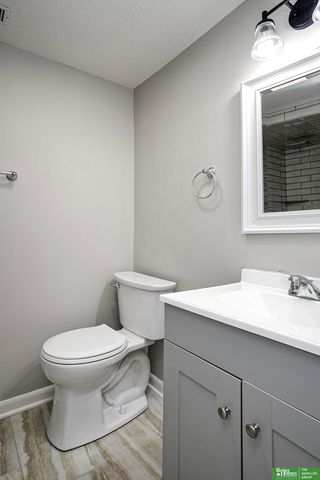 1406 Betz Road, Bellevue, NE 68005