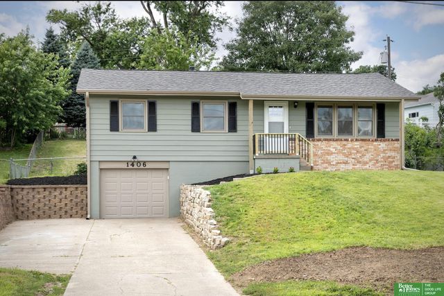 1406 Betz Road, Bellevue, NE 68005