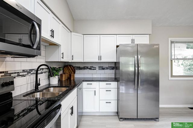 1406 Betz Road, Bellevue, NE 68005