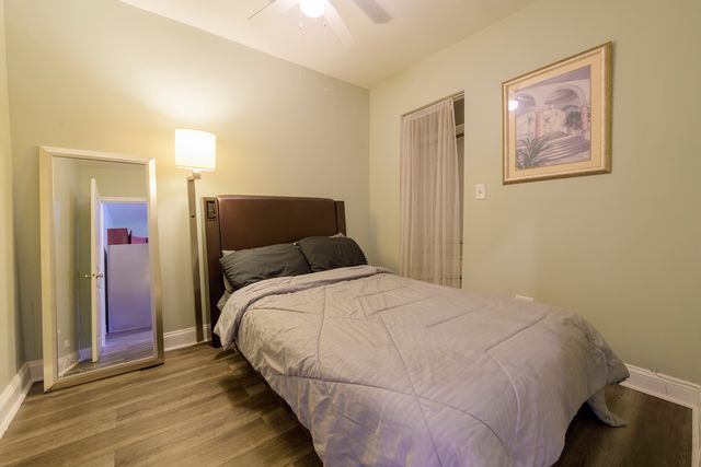 2436 W Fillmore Street, Chicago, IL 60612