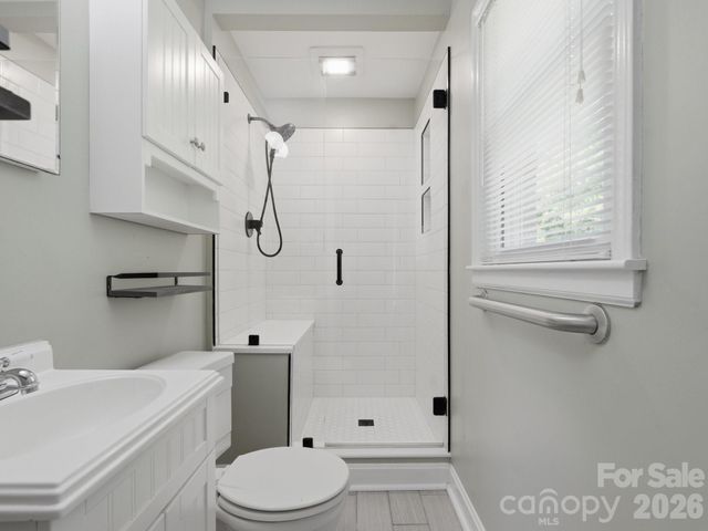 7401 Woodstream Drive, Charlotte, NC 28210