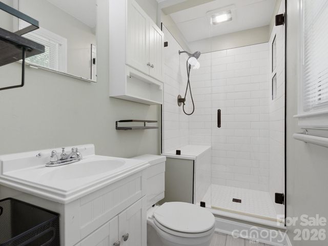 7401 Woodstream Drive, Charlotte, NC 28210