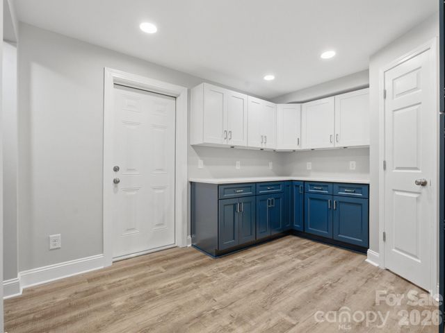 7401 Woodstream Drive, Charlotte, NC 28210