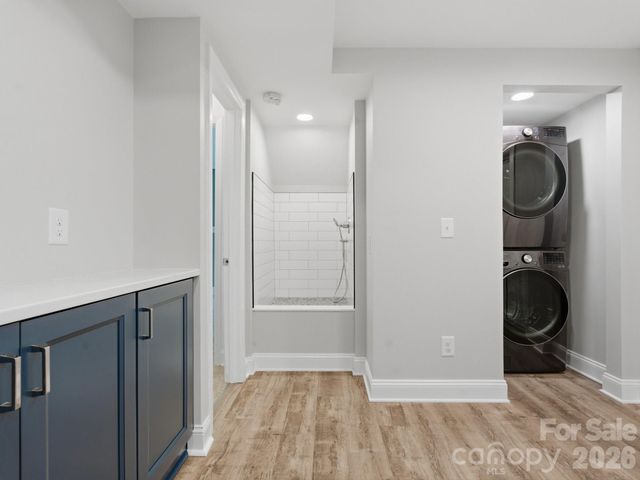 7401 Woodstream Drive, Charlotte, NC 28210