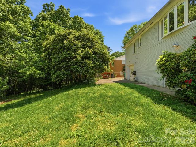 7401 Woodstream Drive, Charlotte, NC 28210