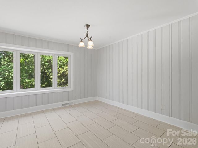 7401 Woodstream Drive, Charlotte, NC 28210