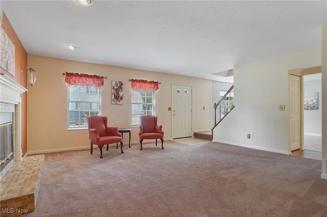 10502 White Ash Trail, Twinsburg, OH 44087