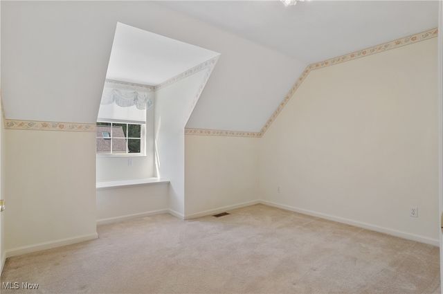 10502 White Ash Trail, Twinsburg, OH 44087