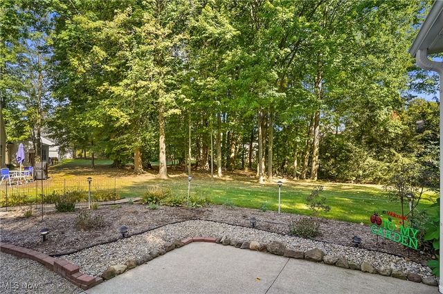 10502 White Ash Trail, Twinsburg, OH 44087