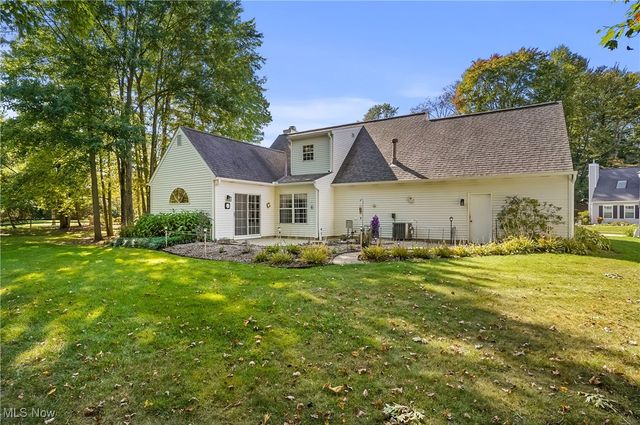 10502 White Ash Trail, Twinsburg, OH 44087