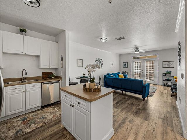 4221 W SPRUCE STREET 2302, Tampa, FL 33607