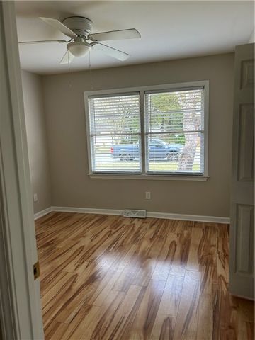 3130 Sherwood Drive, Brunswick, GA 31520