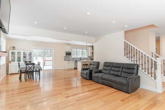 16 Ghia Street, Fryeburg, ME 04037