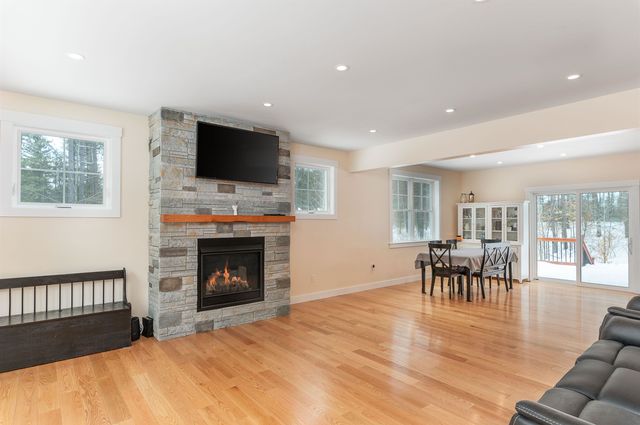 16 Ghia Street, Fryeburg, ME 04037
