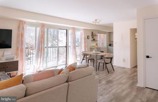 3230 S 28TH ST #401, Alexandria, VA 22302