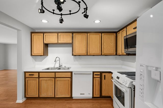 1101 Sibley Memorial Highway 207, Lilydale, MN 55118