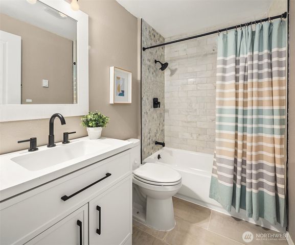 14333 165th Place SE, Renton, WA 98059