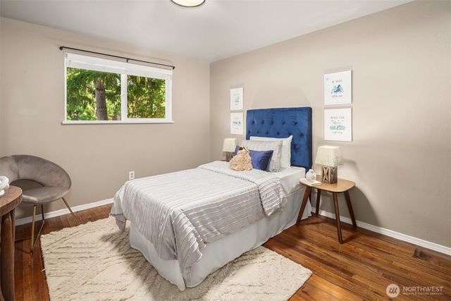14333 165th Place SE, Renton, WA 98059