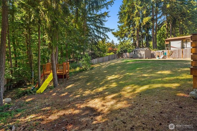 14333 165th Place SE, Renton, WA 98059