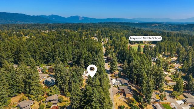 14333 165th Place SE, Renton, WA 98059