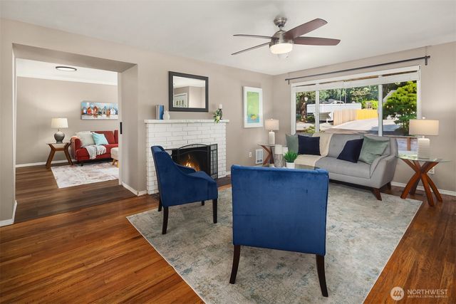 14333 165th Place SE, Renton, WA 98059