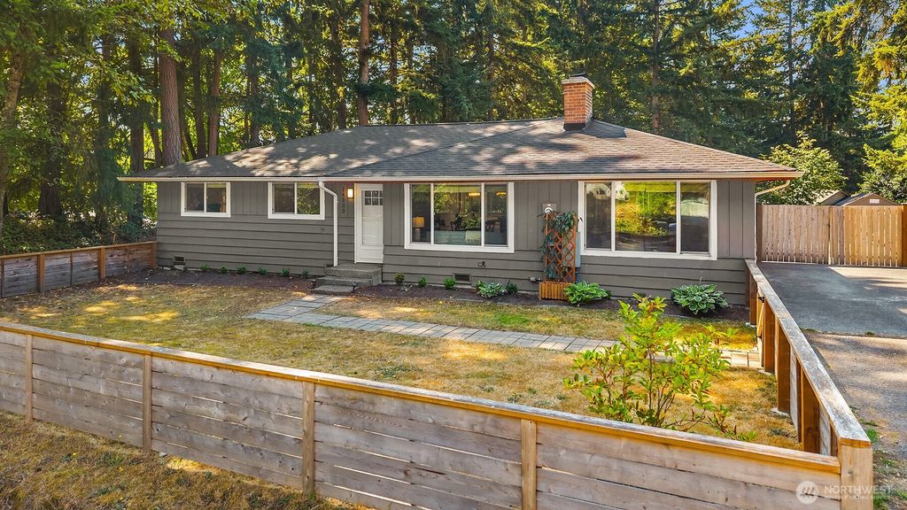 14333 165th Place SE, Renton, WA 98059
