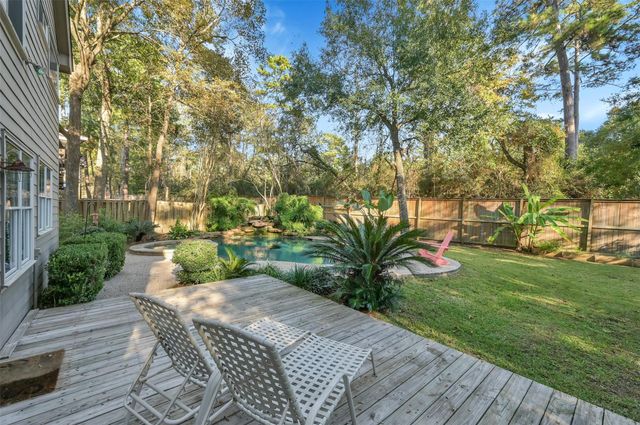 59 E Autumn Branch Circle, The Woodlands, TX 77382