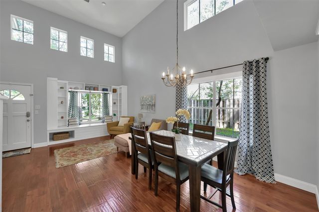 59 E Autumn Branch Circle, The Woodlands, TX 77382