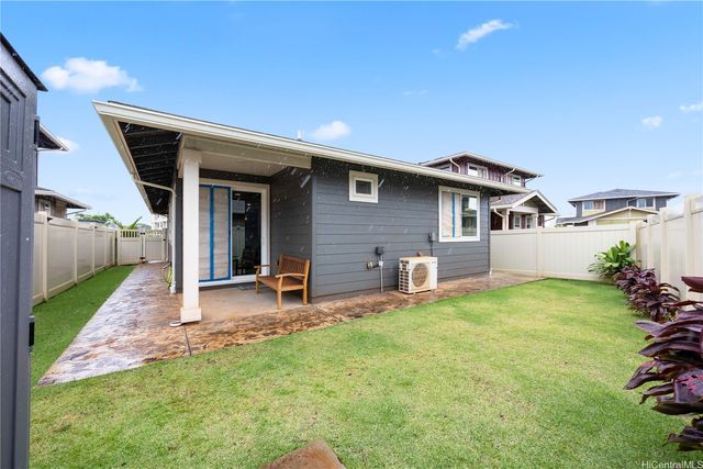 94-1251 Hale Halawai Drive 36, Waipahu, HI 96797