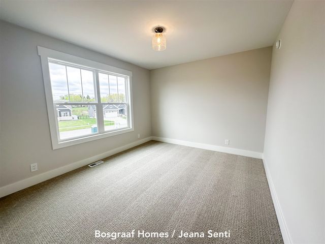 8366 Bauerridge Avenue, Jenison, MI 49428