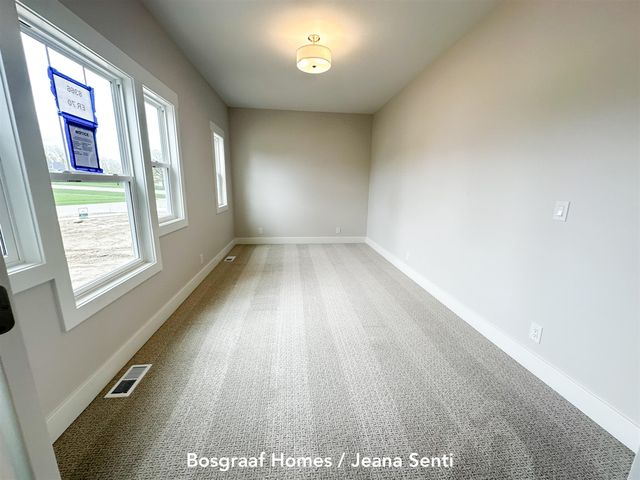 8366 Bauerridge Avenue, Jenison, MI 49428