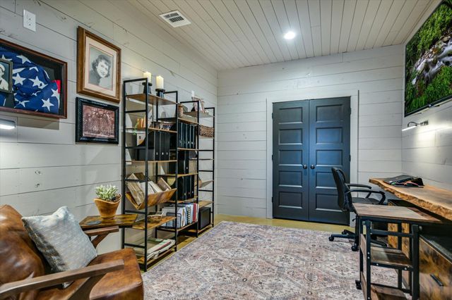 112 CLEARWATER DR, Kingsland, TX 78639
