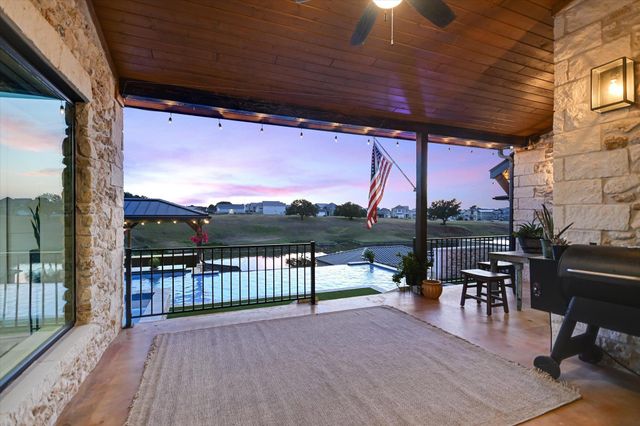 112 CLEARWATER DR, Kingsland, TX 78639