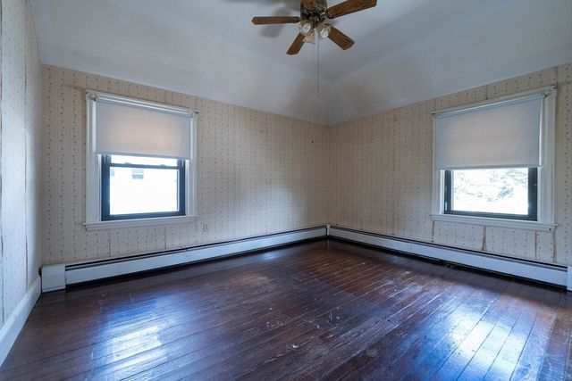46 Park St, New Bedford, MA 02740