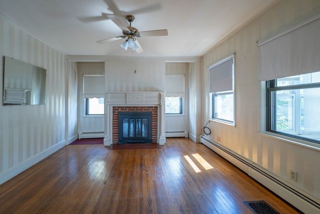 46 Park St, New Bedford, MA 02740
