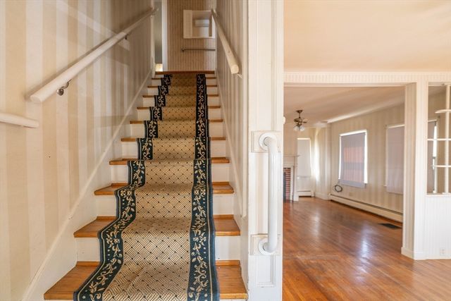 46 Park St, New Bedford, MA 02740