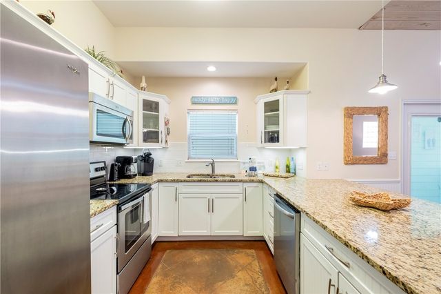 2212 State Highway 361 202, Port Aransas, TX 78373